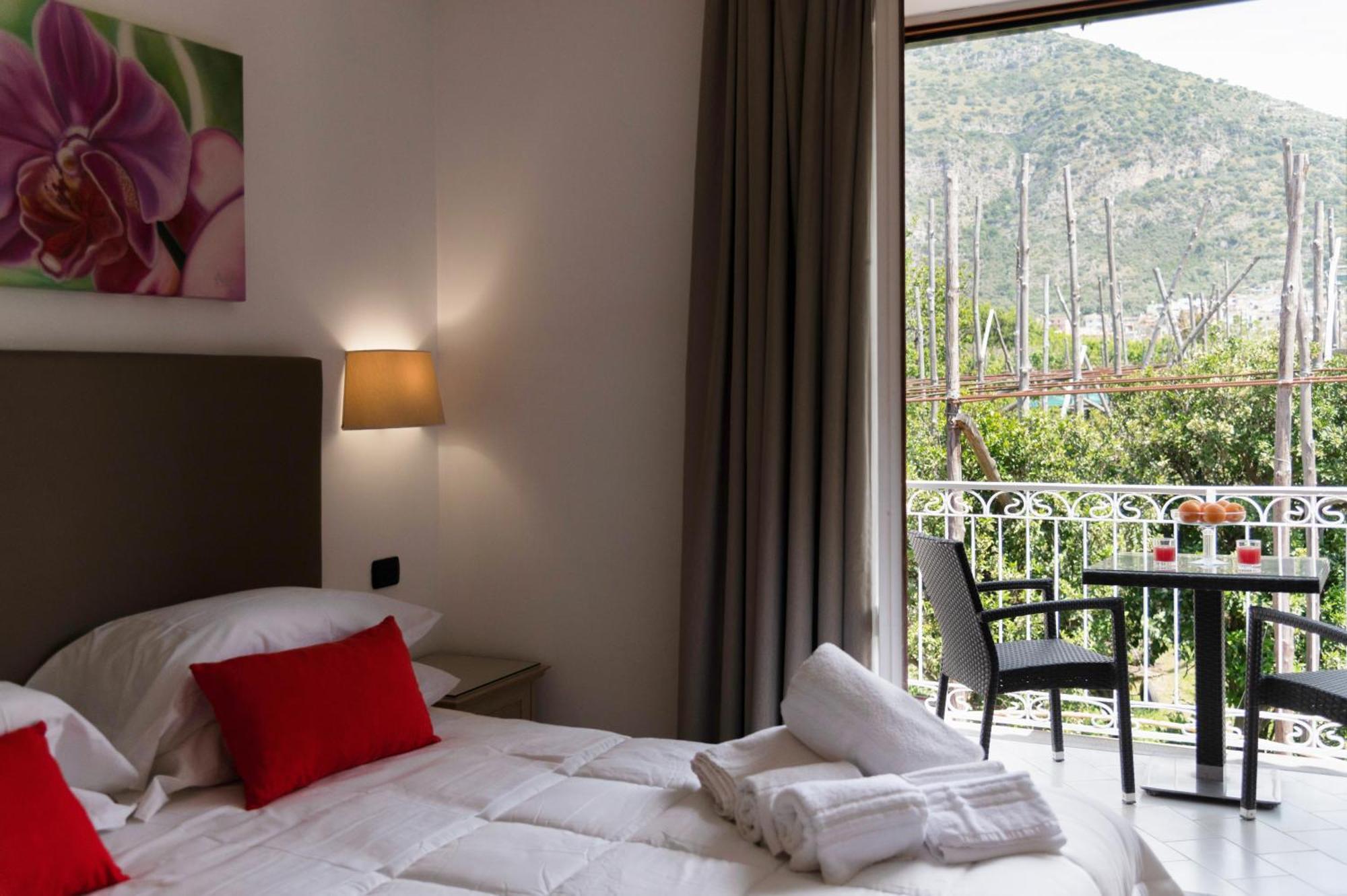 Villa Francesca Relais Пьяно-ди-Сорренто Экстерьер фото